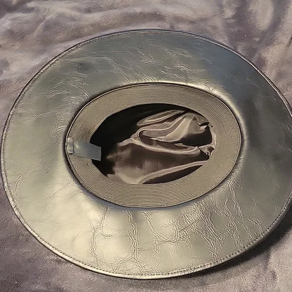 Black Stylish leather Hat - Picture 5 of 7